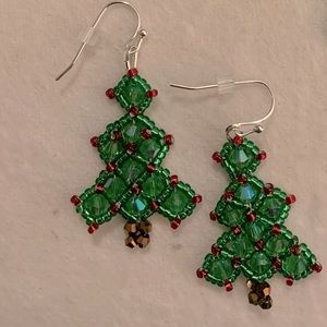 Hand beaded Christmas Tree Earrings